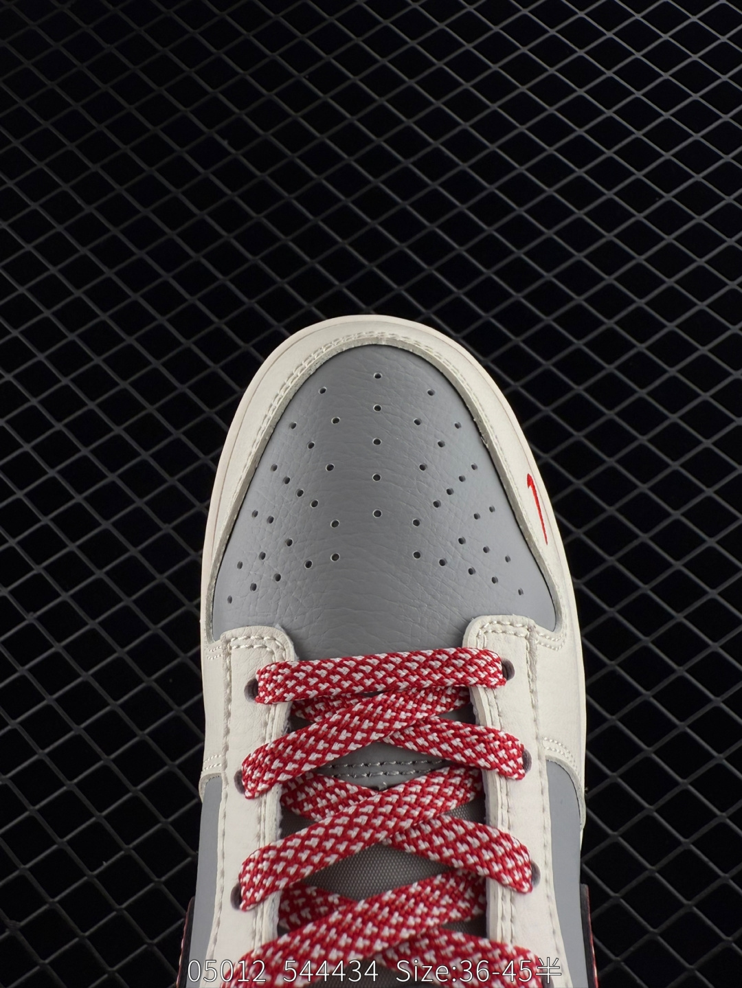 Travis Scott x Air Jordan 1 ” Reverse Mocha “